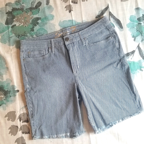 Seven7 Pants - Seven7 denim Bermida shorts size 12 nwot